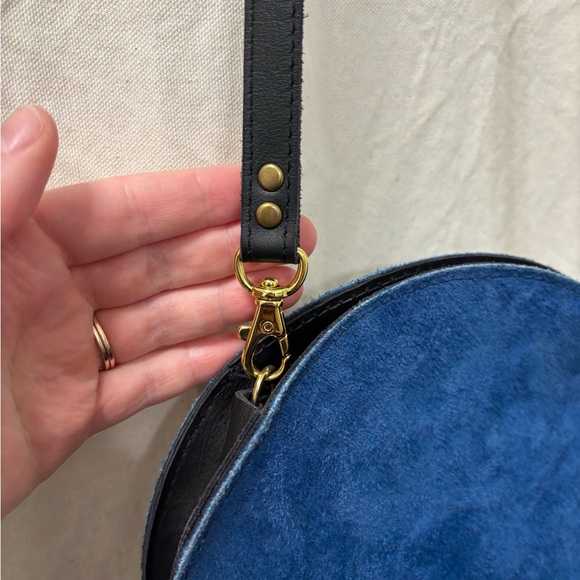 Blue Suede Circle Bag - Jackalope Milk - Picture 3 of 9